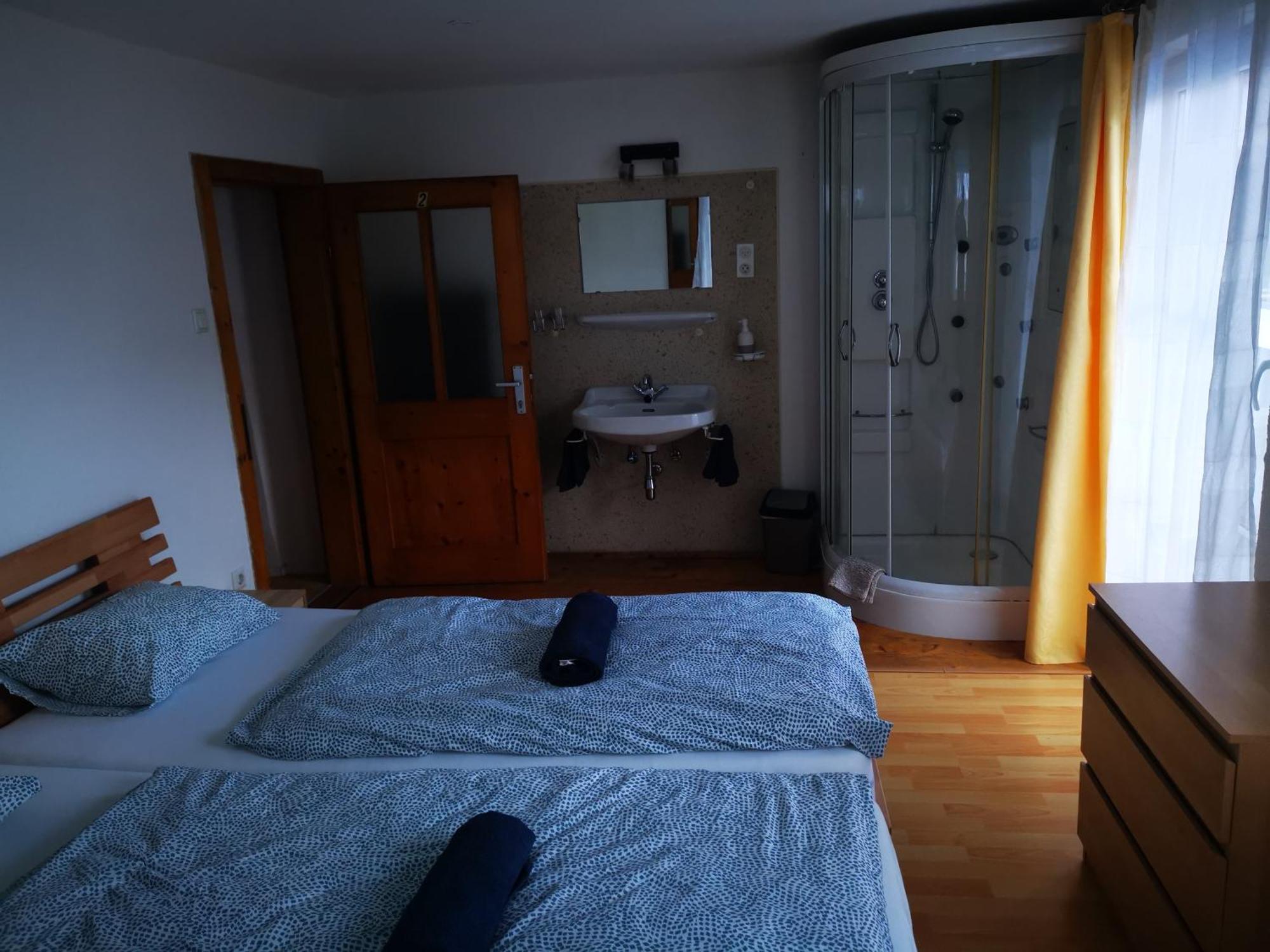 Peter Apartment *